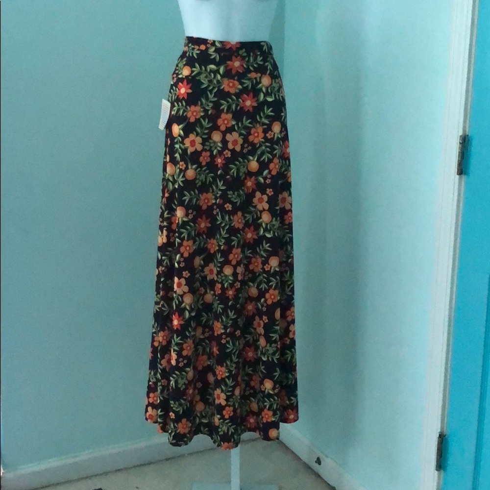 New with tags Lularoe small silky maxi skirt